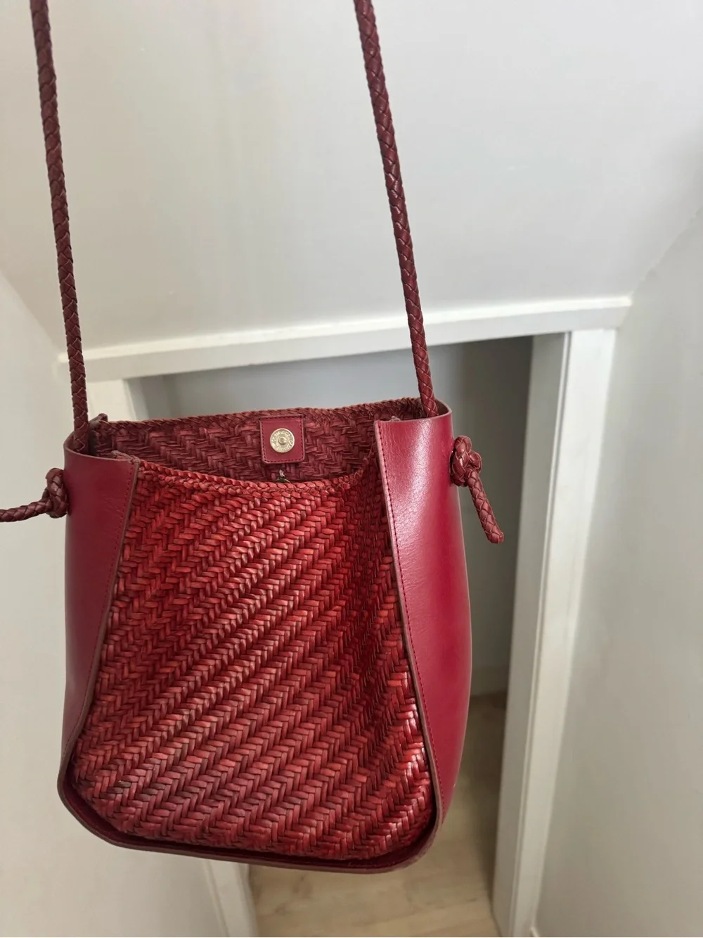 Dragon Diffusion RED leather shoulder bag - Picture 4 of 6